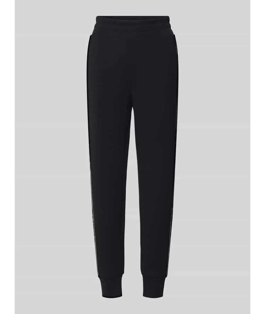 obrazek 1 Guess Spodnie dresowe W5RB00 KBYE2 Czarny Regular Fit