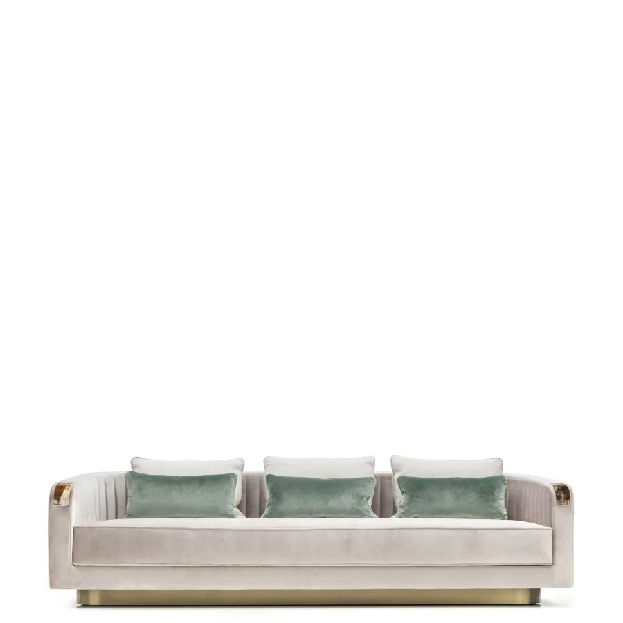 obrazek 1 Włoska 3 osobowa tapicerowana aksamitem sofa do salonu – Arcahorn