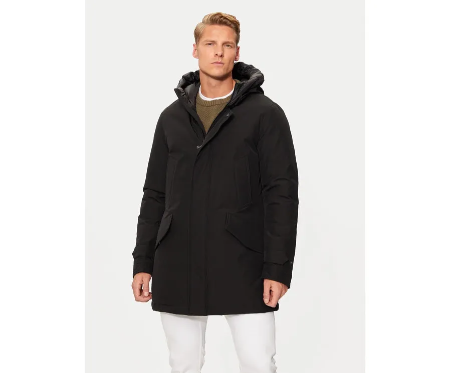 obrazek 1 Woolrich Kurtka puchowa CFWOOU0487MRUT0001 Czarny Regular Fit