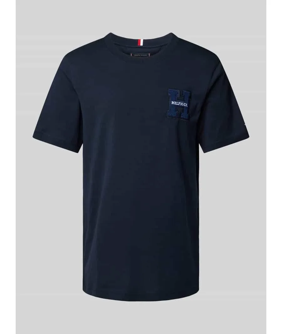obrazek 1 T-shirt z naszywką z logo