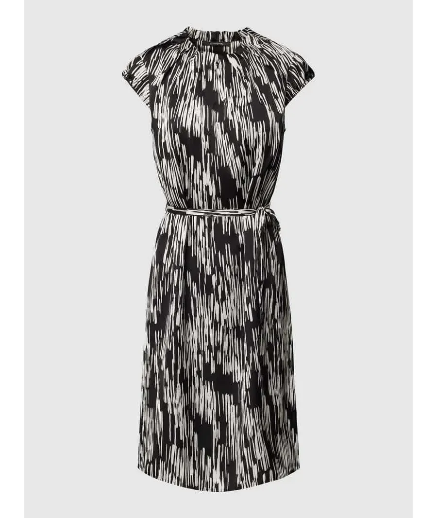 obrazek 1 Sukienka o długości do kolan ze wzorem na całej powierzchni