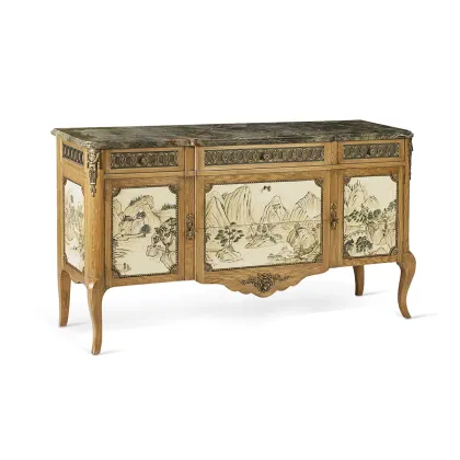 Zdjęcie Ręcznie zdobiona komoda z dębu