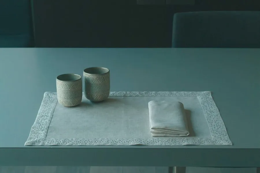 obrazek 1 Nowoczesne lniane podkładki pod nakrycie Metal