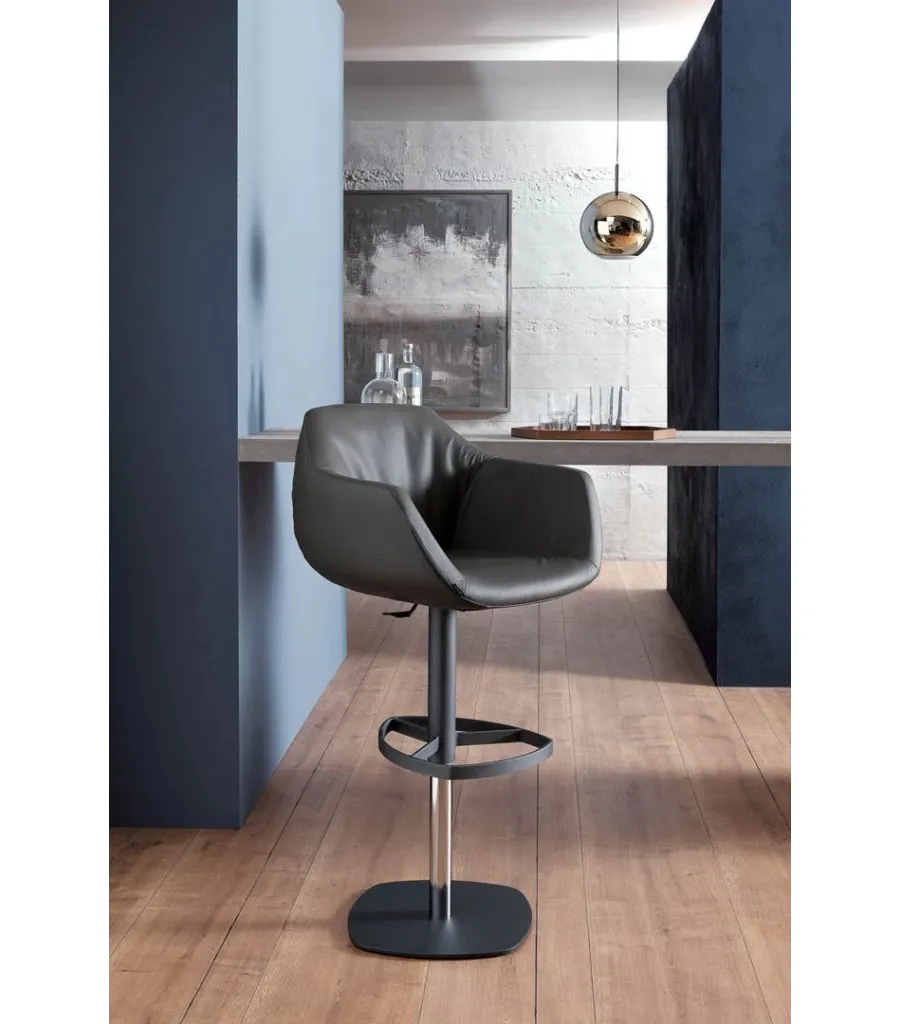 obrazek 4 Designerskie, skórzane, obrotowe krzesło barowe