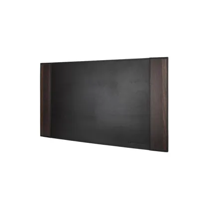 Zdjęcie Luksusowa podkładka na biurko 28” z czarnej skóry bydlęcej i wędzonego drewna dębowego