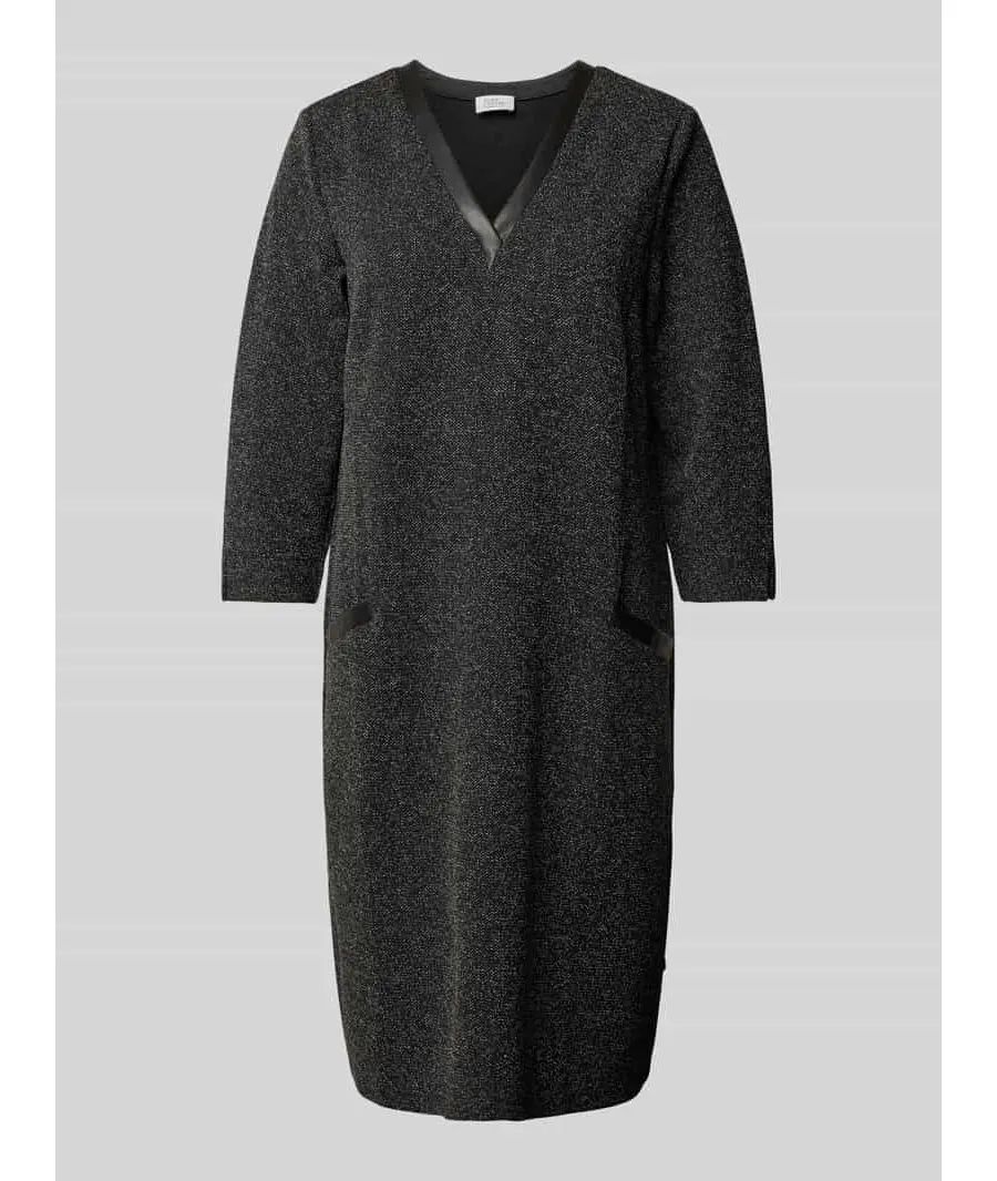 obrazek 1 Sukienka o długości do kolan z dekoltem w serek