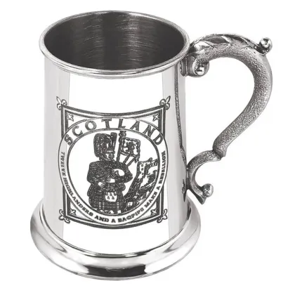 Zdjęcie Cynowy kufel do piwa z wzorem dudziarza i unikalnym uchwytem