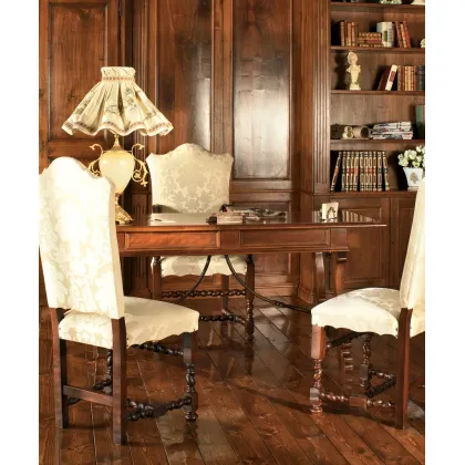 Zdjęcie Włoskie eleganckie biurko z lirowymi nogami w stylu prowansalskim