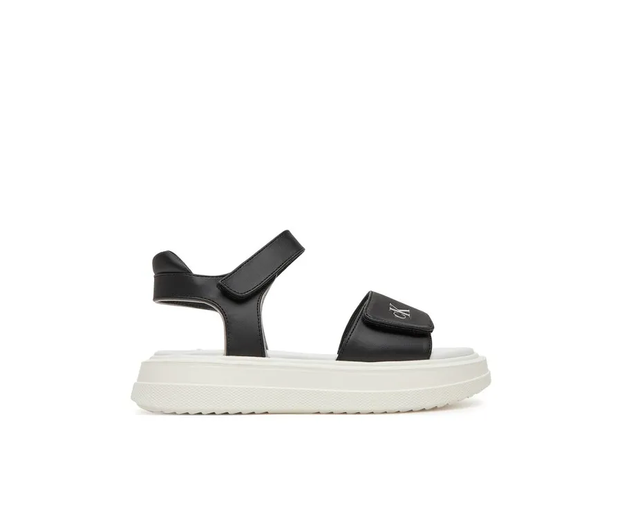 obrazek 1 Calvin Klein Jeans Sandały V3A2-82047-1013X S Czarny