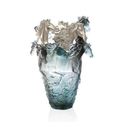Zdjęcie Wyjątkowy dwukolorowy wazon zdobiony motywem koni – marka Daum