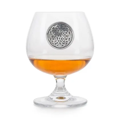 Zdjęcie Oryginalny prezent – kieliszek do brandy zdobiony węzłem celtyckim