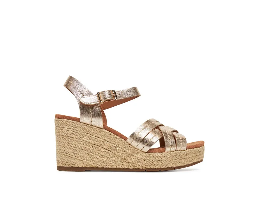 obrazek 1 Clarks Espadryle Sabina Strap 26181463 Złoty