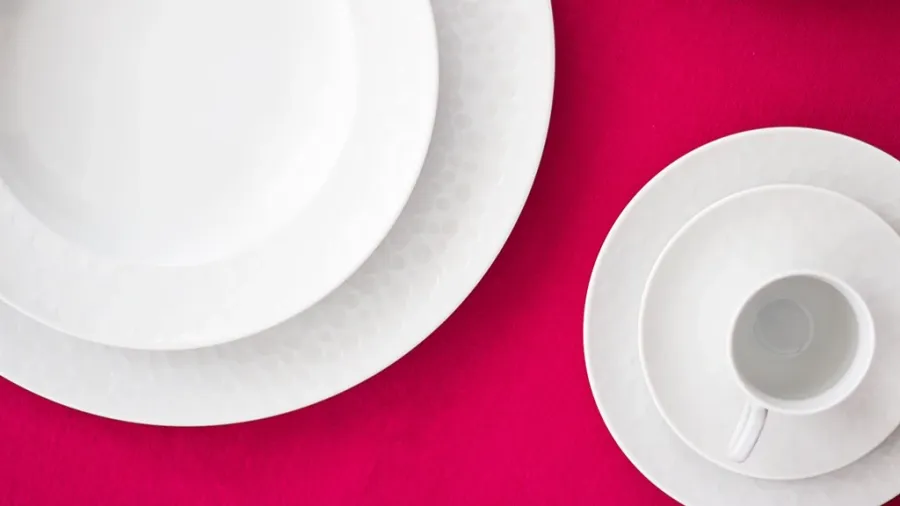 obrazek 2 Piękna klasyczna porcelana na stół dla 12 osób - Porcel