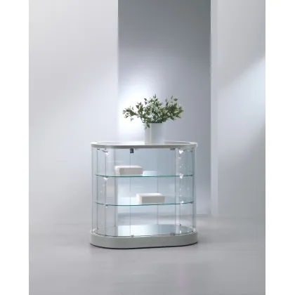 Zdjęcie Stylowa owalna lada - witryna do sklepu lub butiku