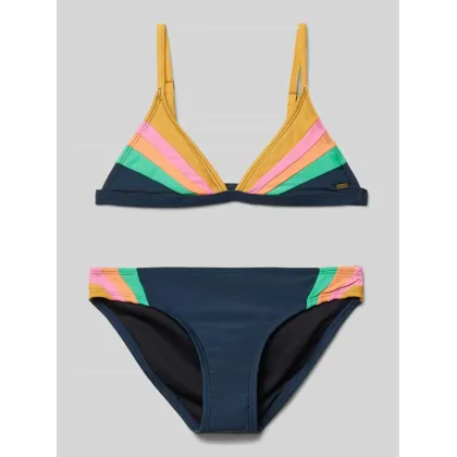 Zdjęcie Bikini o trójkątnym kształcie