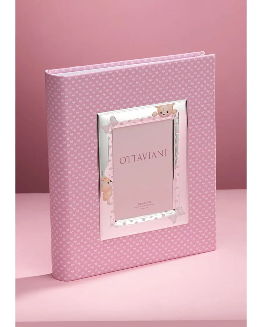 obrazek 2 Niepowtarzalny różowy album na zdjęcia dziecka „Miś” o wymiarach 20×25 cm