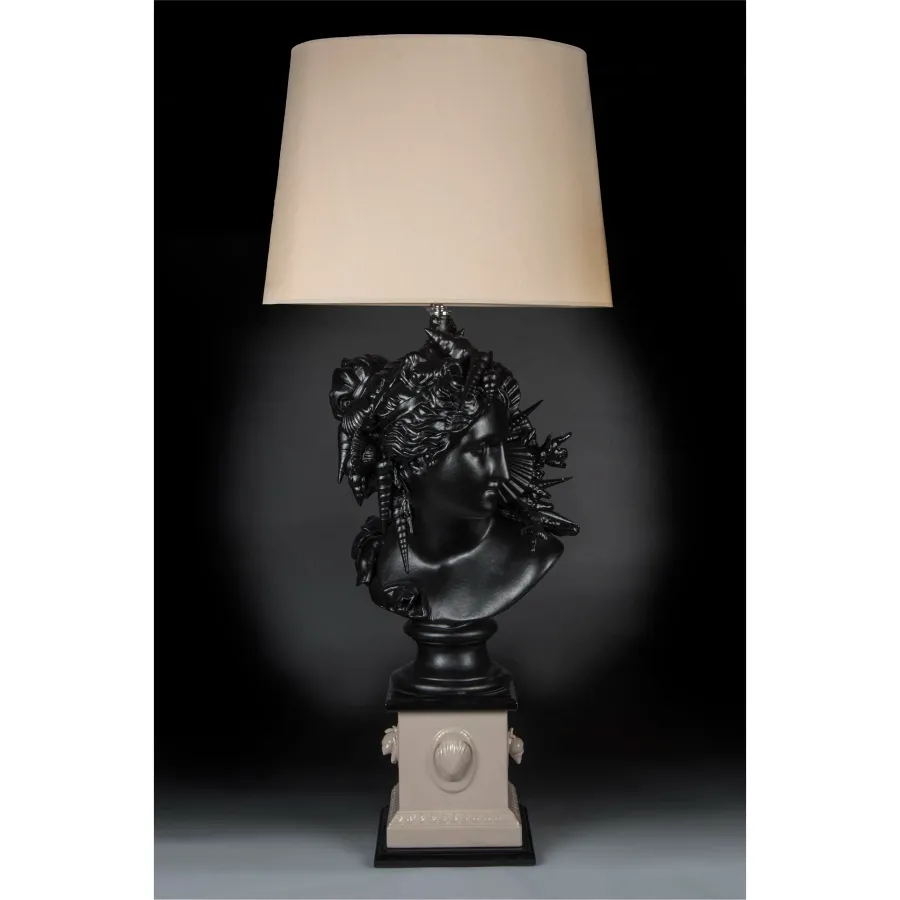 obrazek 1 Włoska lampa na biurko z wyjątkowym popiersiem Afrodyty