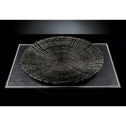 Zdjęcie Duży, elegancki talerz projektu VG wykonany ze szkła