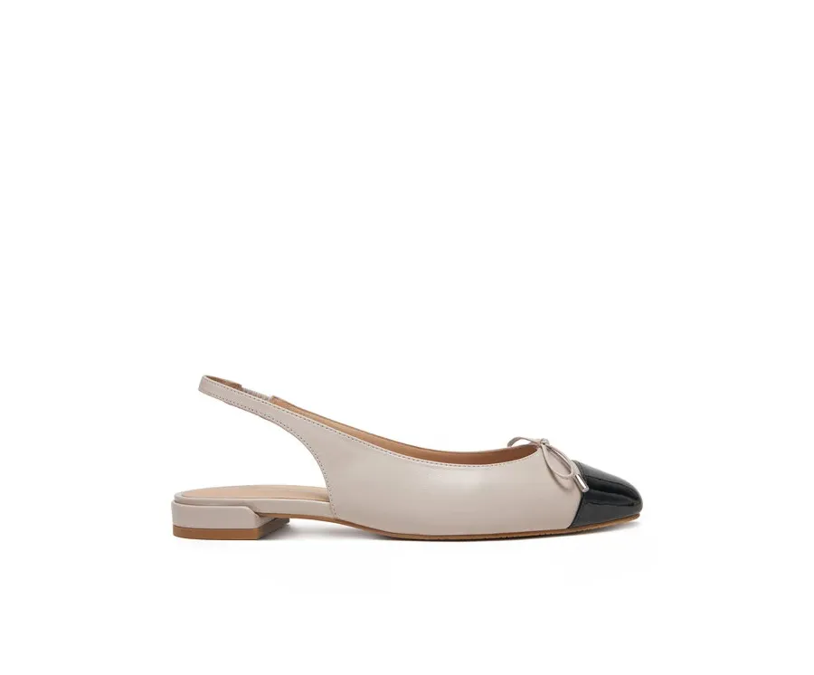 obrazek 1 Stuart Weitzman Sandały Sleek Bow SJ075 Beżowy