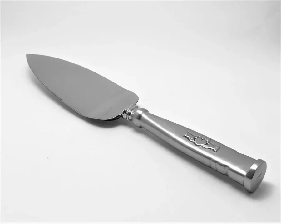 obrazek 1 Stylowa łopatka do serwowania ciasta weselnego z pewteru w stylu Claddagh