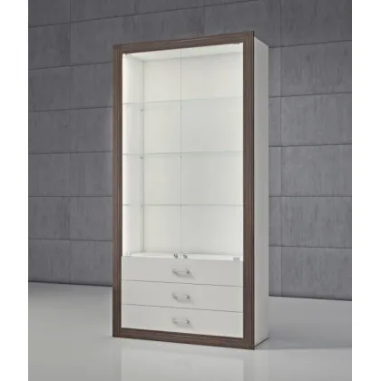 Zdjęcie Modułowa witryna z dekoracyjną ramą i szufladami