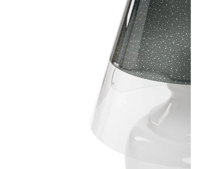 obrazek 4 Lampa podłogowa zewnętrzna o tradycyjnym kształcie