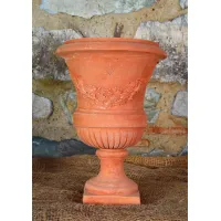 Picture A tasteful raised flower pot made of clay - Fornace Masini