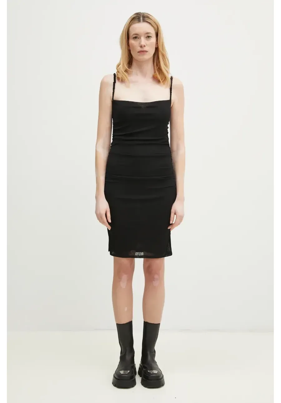 obrazek 1 Nanushka sukienka ADIE kolor czarny mini dopasowana NW24CRDR00199