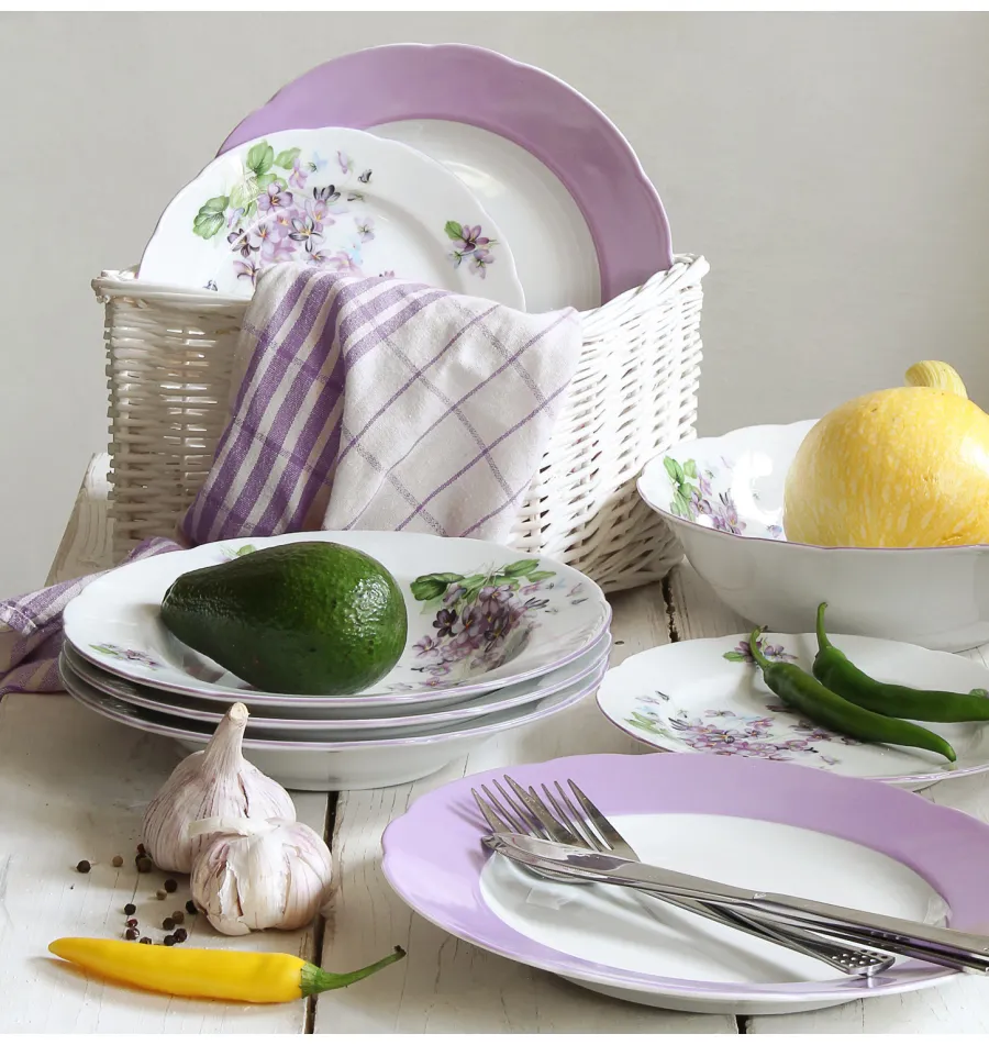 obrazek 3 Stylowy porcelanowy płaski duży talerz w kolorze fioletowym – Leander