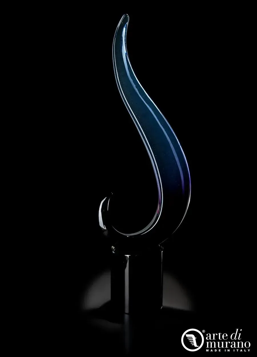 obrazek 1 Nowoczesna rzeźba Abstrakcyjny węzeł z cieniowanymi kolorami na czarnym tle szkło Murano