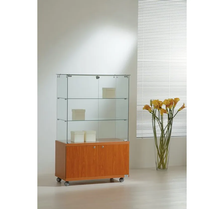 obrazek 1 Witryna ekspozycyjna z podstawą – szafką na kółkach