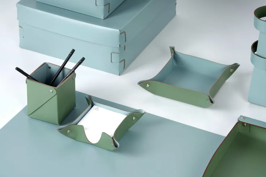 obrazek 4 Wyjątkowy pojemnik na karteczki 10х10хH4 cm w kolorze eukaliptusa