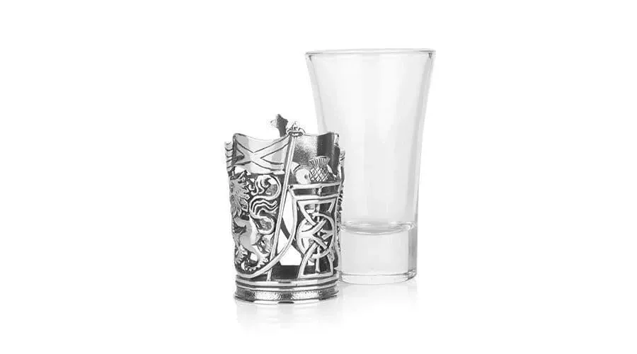 obrazek 2 Kieliszek do shotów z uchwytem z przedstawieniem lwa – stylowy prezent