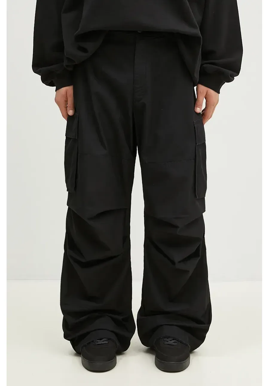 obrazek 1 032C spodnie bawełniane ''Overtime'' Cargo Pants kolor czarny w fasonie cargo F24-URW-1001-000