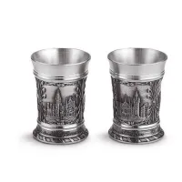 Picture A stylish set of 2 vodka glasses