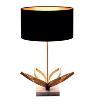 Zdjęcie Stylowa lampa z marmurową podstawą na biurko