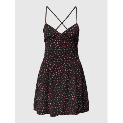 Zdjęcie Sukienka mini z kwiatowym wzorem