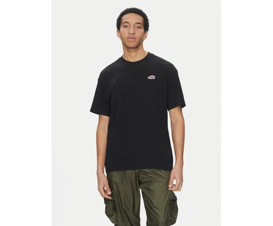 obrazek 1 Nike T-Shirt FQ3762 Czarny Loose Fit