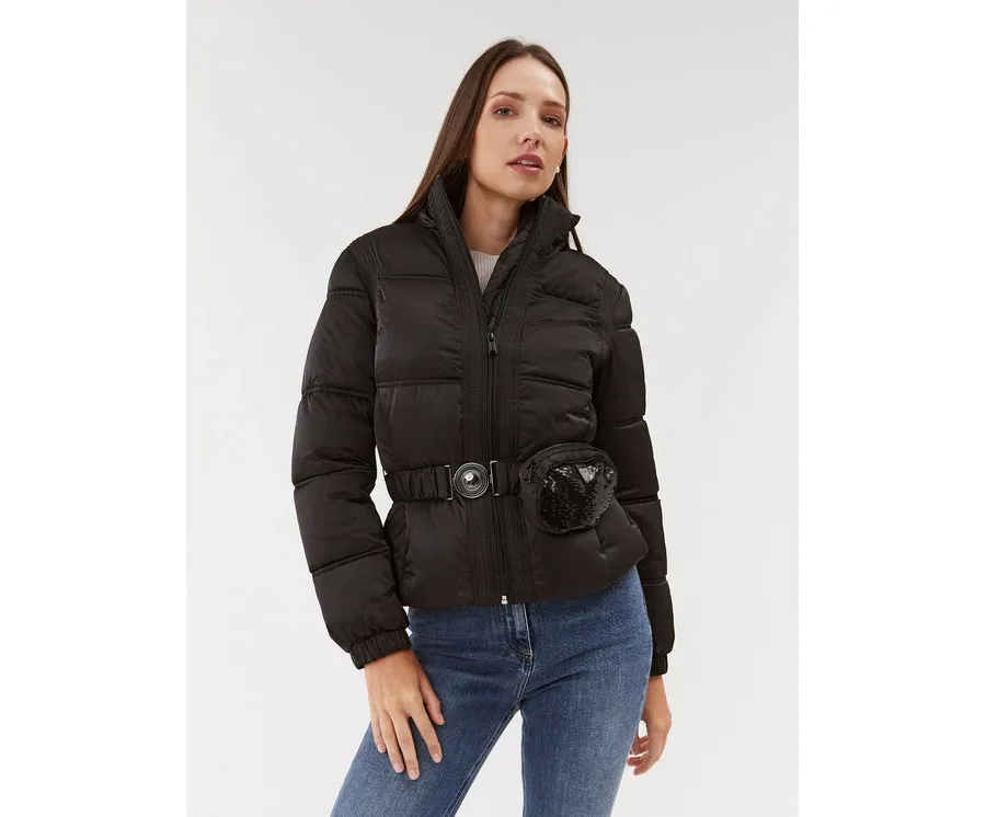 obrazek 1 Guess Kurtka zimowa Lucia W3BL19 WEX12 Czarny Regular Fit