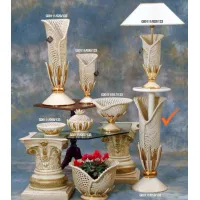Zdjęcie Designerska ceramiczna kolumna ze złotem