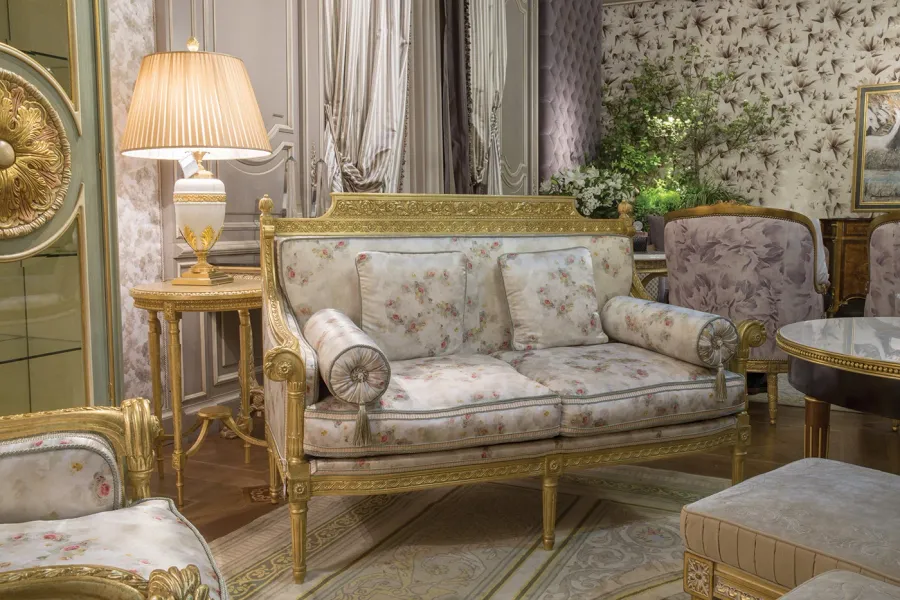 obrazek 2 Luksusowa włoska sofa z dwoma poduszkami w komplecie