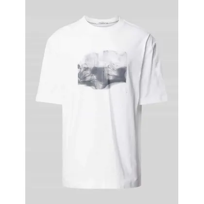 Zdjęcie T-shirt z nadrukiem z logo