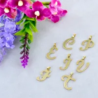 Picture Yellow gold pendant with customizable initial letter