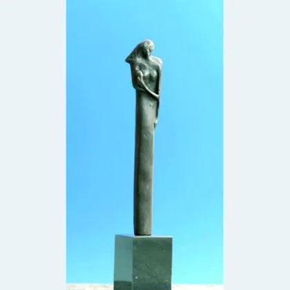 Zdjęcie Stylowa statuetka z brązu