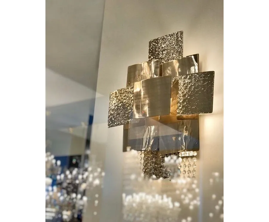obrazek 3 Charakterystyczna lampa ścienna Mondrian