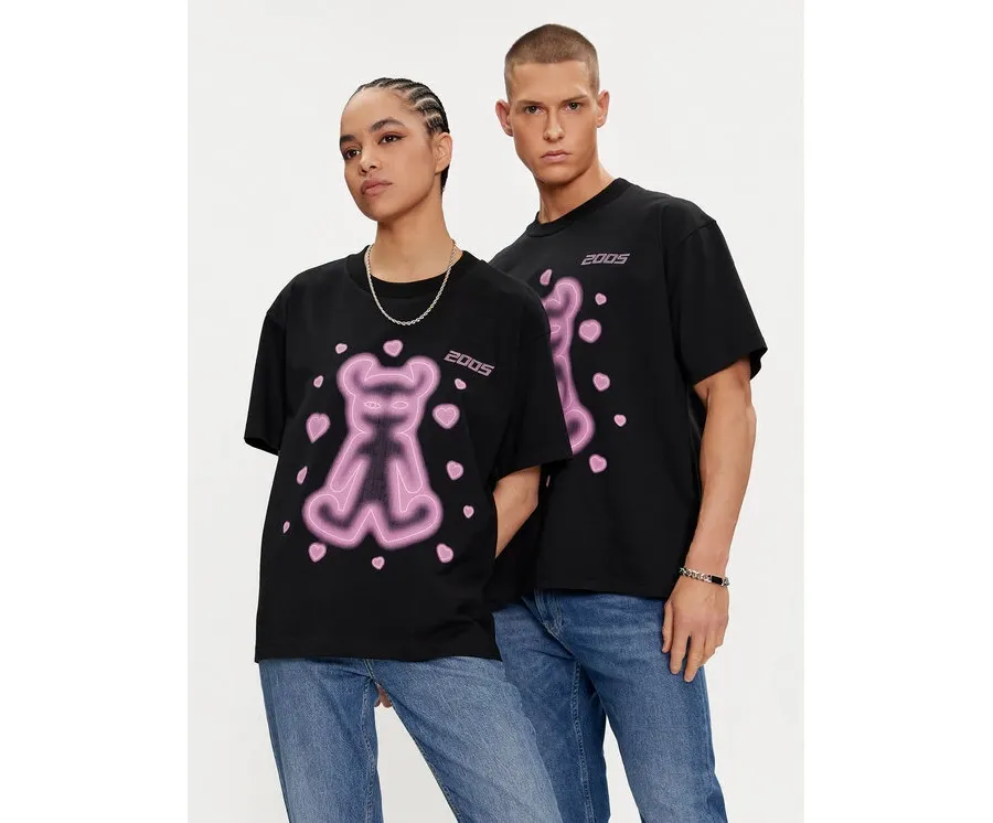 obrazek 1 2005 T-Shirt Unisex Lovely Horned Lucy Czarny Relaxed Fit