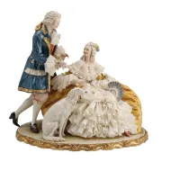 Picture Figure of a woman and a man made of porcelain