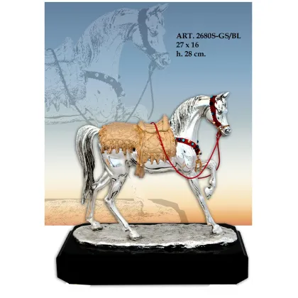 Zdjęcie Piękna figura konia w galopie