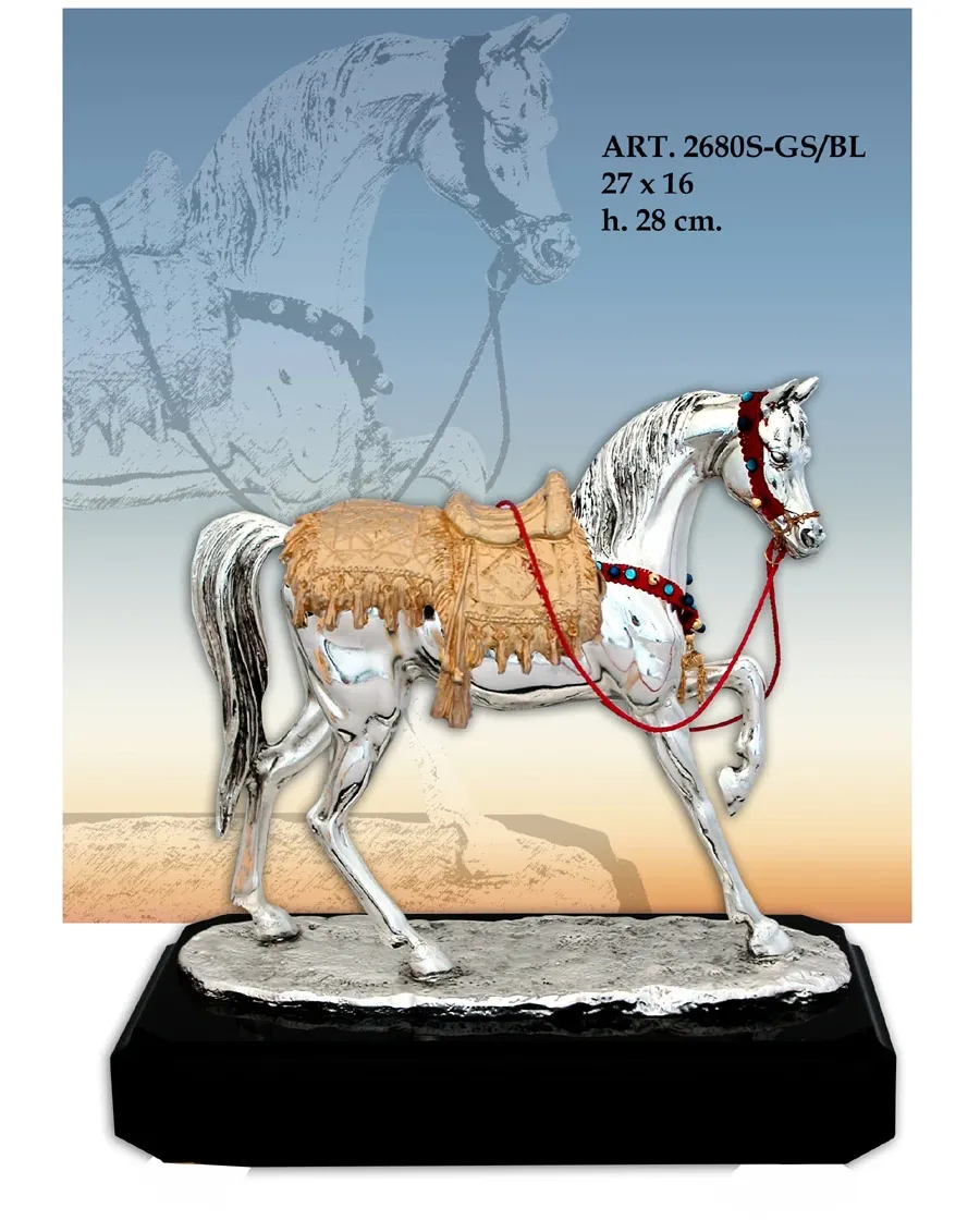 obrazek 1 Piękna figura konia w galopie