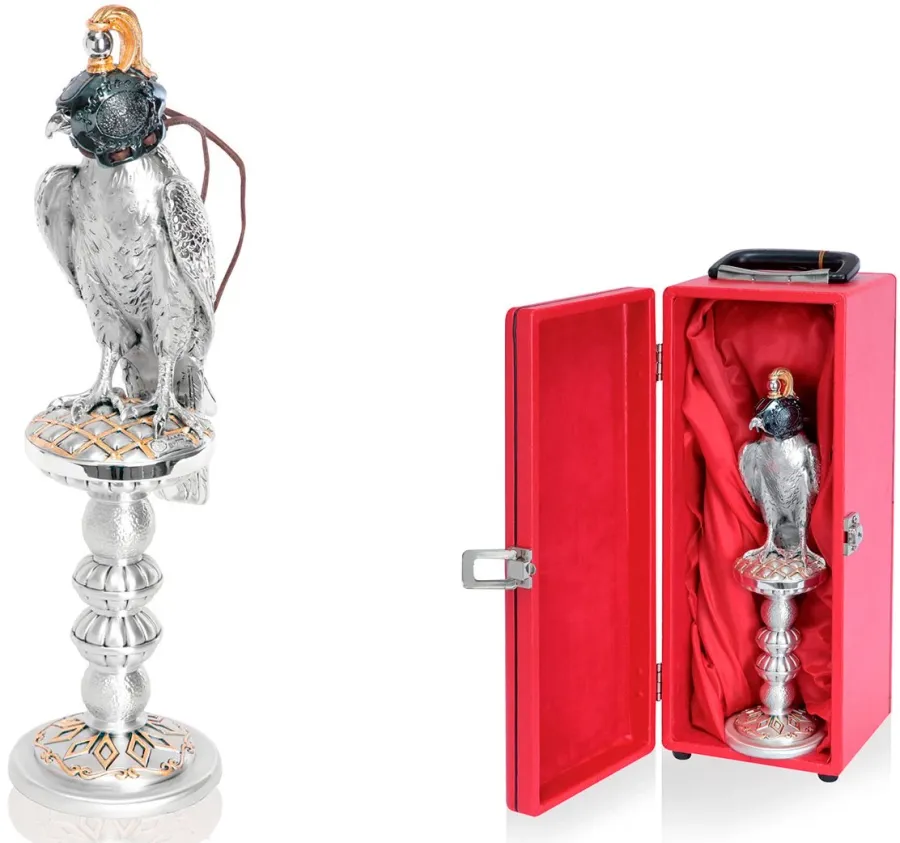 obrazek 1 Piękna figurka jastrzębia - sklep Luxury Products
